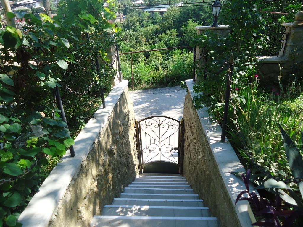 Hotel 9Th Sky Koutaïssi Extérieur photo