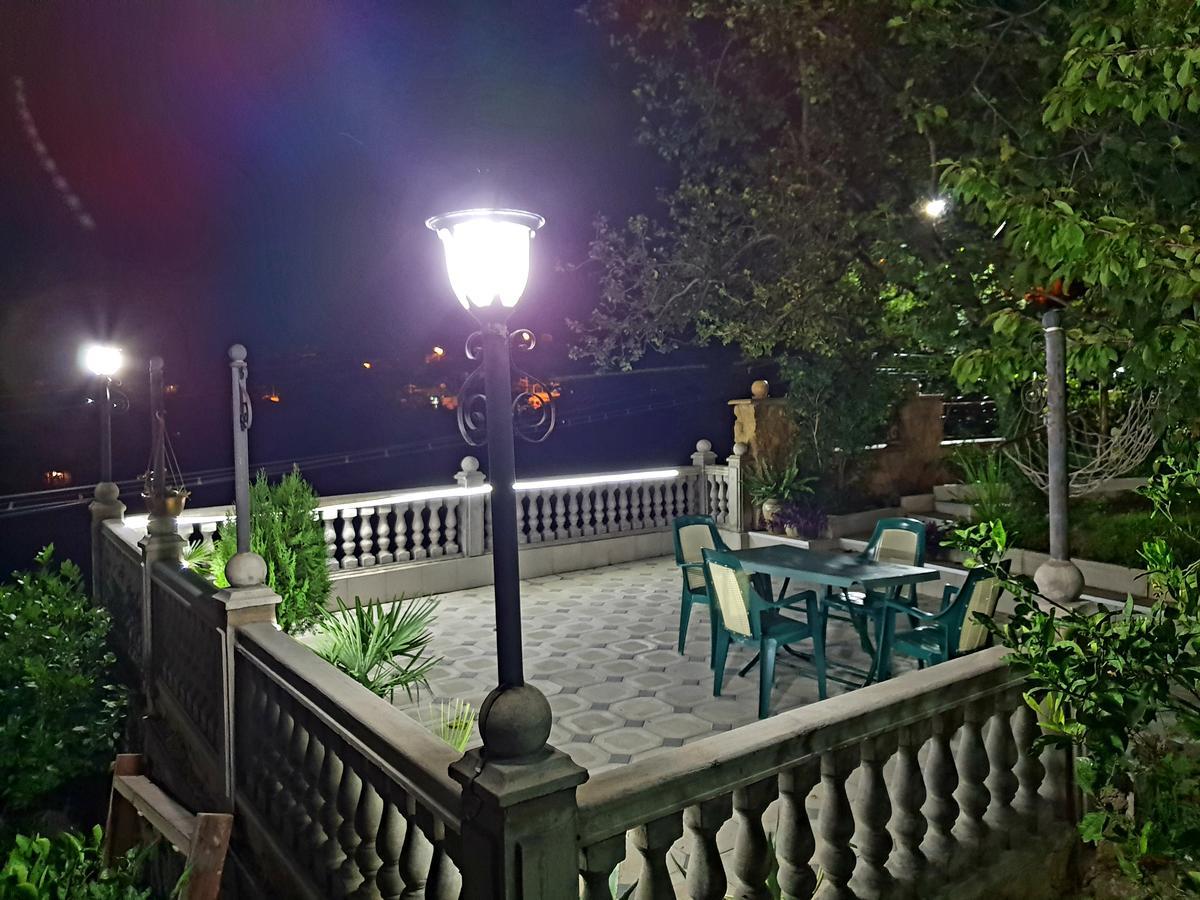 Hotel 9Th Sky Koutaïssi Extérieur photo