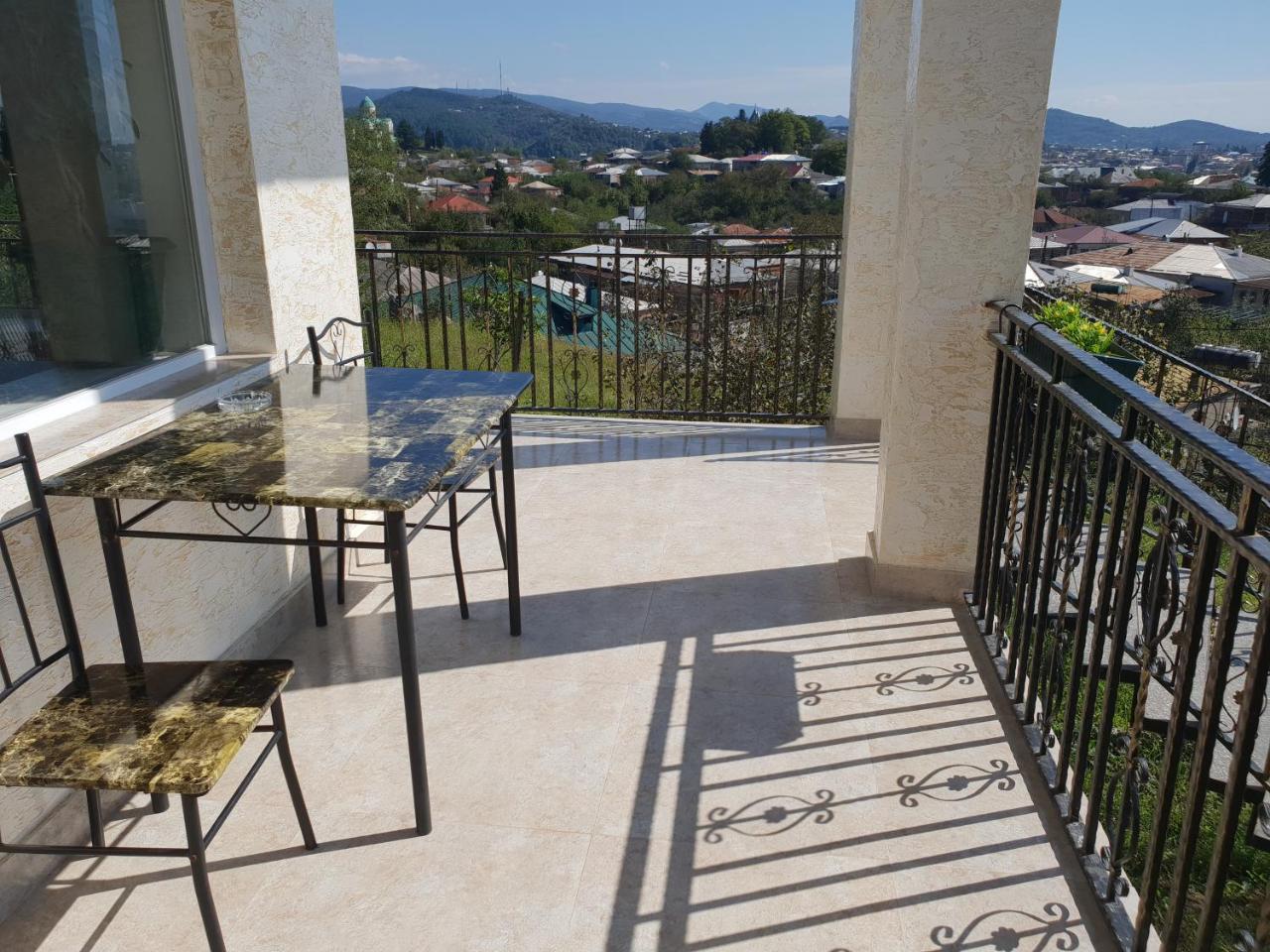 Hotel 9Th Sky Koutaïssi Extérieur photo